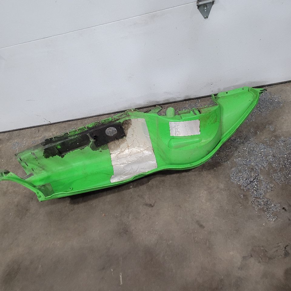 2002 ZR500 RH BELLYPAN BELLY PAN GREEN 1706-294 28318 - image 8