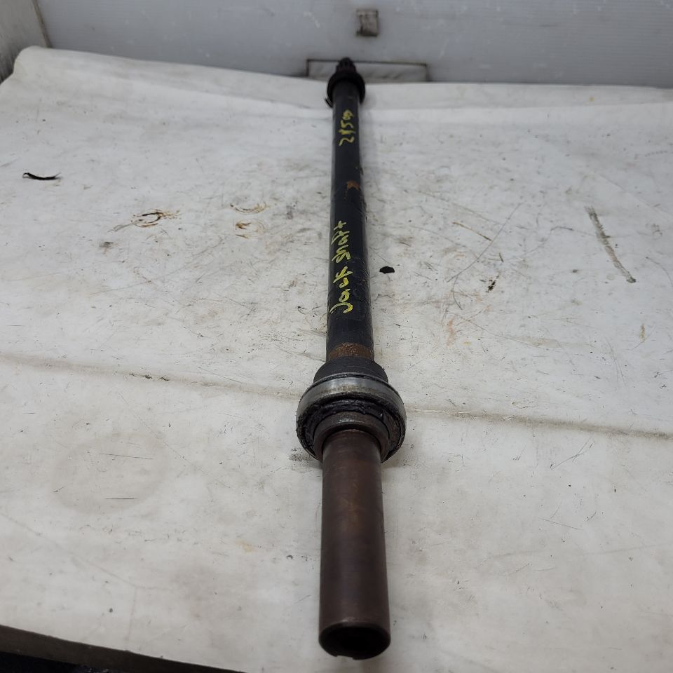 2002 ZR500 DRIVEN JACKSHAFT ZR500 0602-951 28323 - image 2