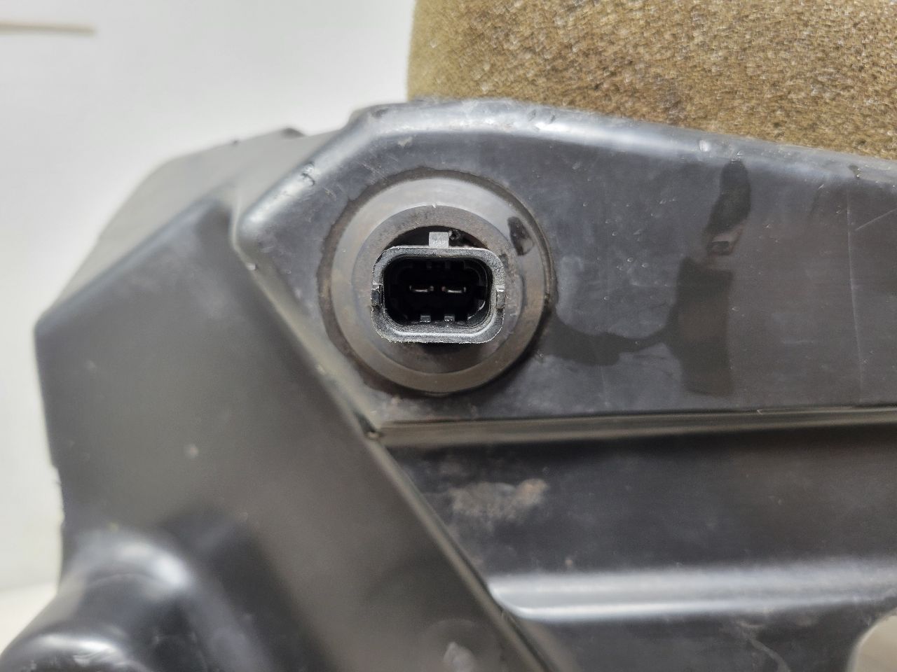 2001 MXZ700 MX Z 700 AIR INTAKE BOX CLEANER 28329 - image 11