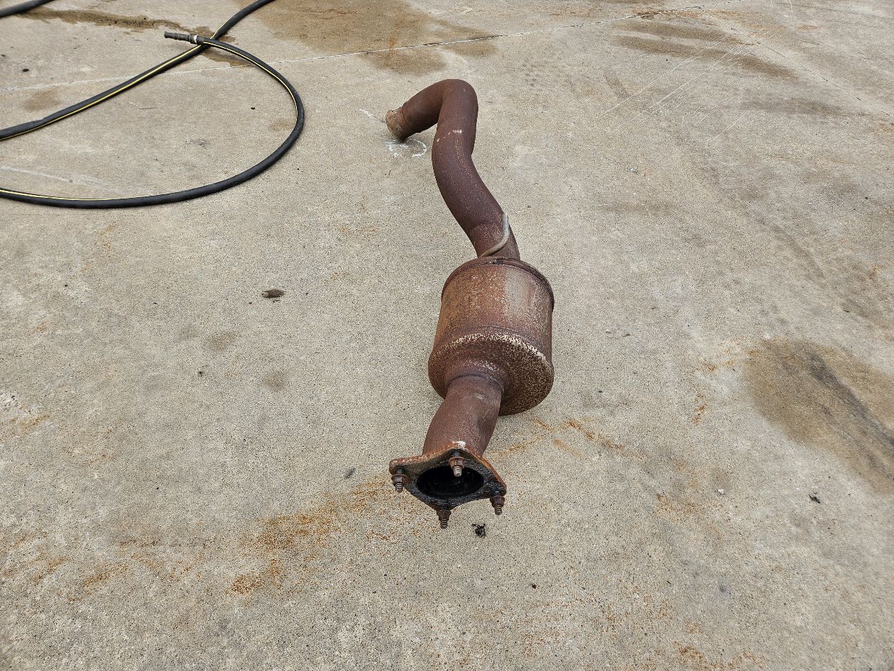 2005 SIERRA250 DURAMAX LLY OEM DOWN PIPE EXHAUST 28400 - image 9