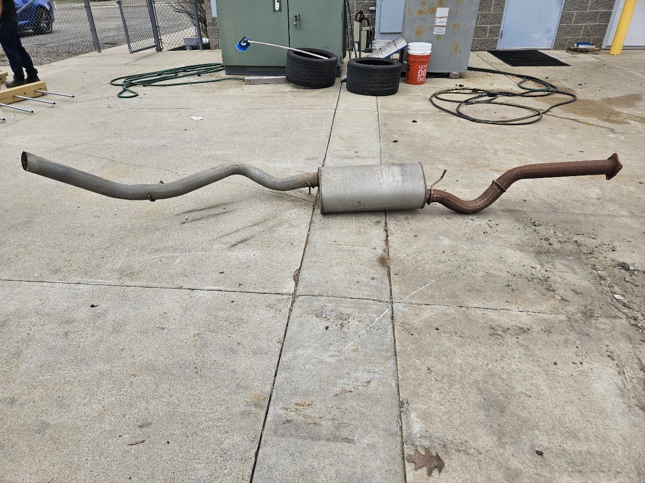 2005 SIERRA250 OEM LLY DURAMAX CATBACK EXHAUST 28401 - image 9