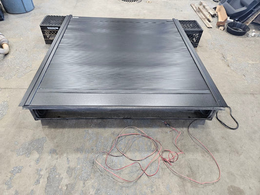 2022 SILVRDO15 GatorTrax MX Electric Tonneau Cover 28402 - image 1