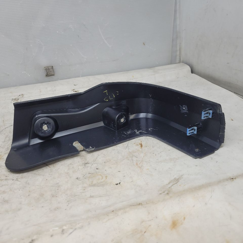 2022 SILVRDO15 LH FRONT WHEEL MUD SPLASH GUARD 28443 - image 3