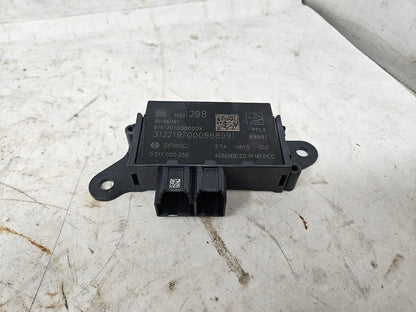 2022 SILVRDO15 PARK ASSIST MODULE 85521298 28477 - image 1
