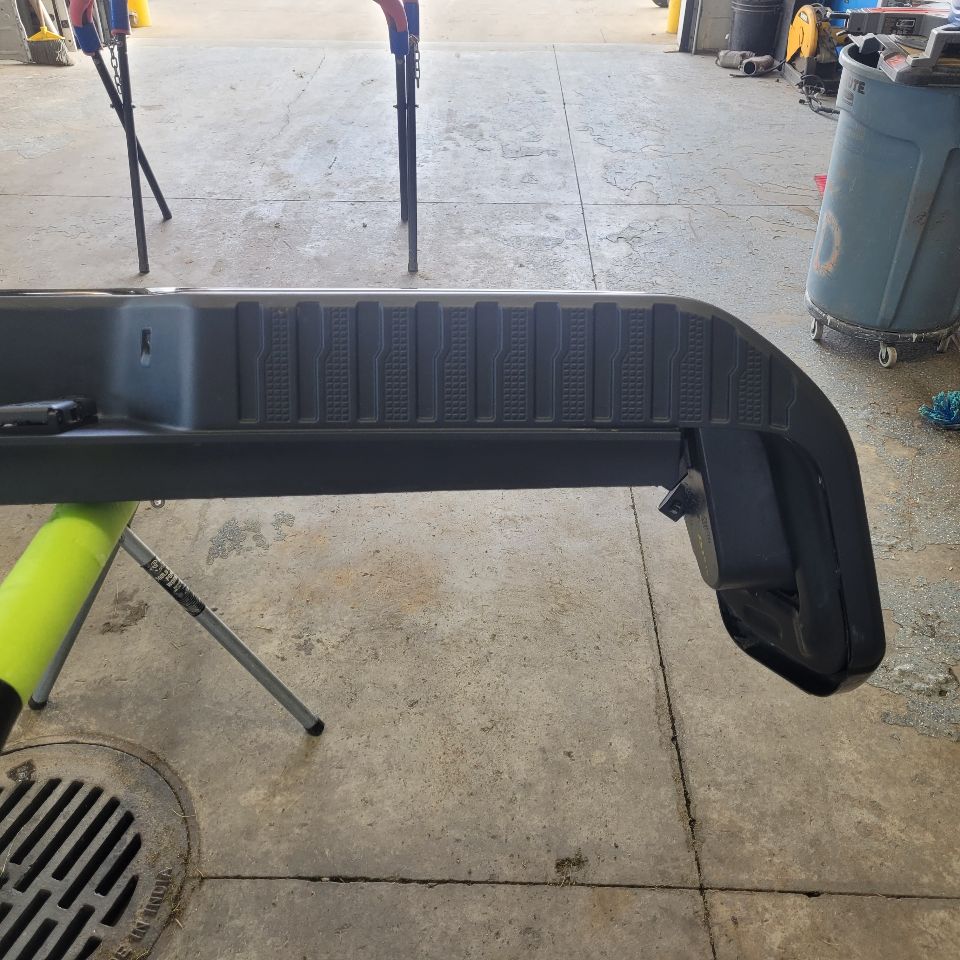 2022 SILVRDO15 BLACK W/PARK SENSORS SCRATCHES 28536 - image 12