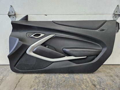 2020 CAMARO RH PASSENGER DOOR TRIM PANEL COUPE 28556 - image 1