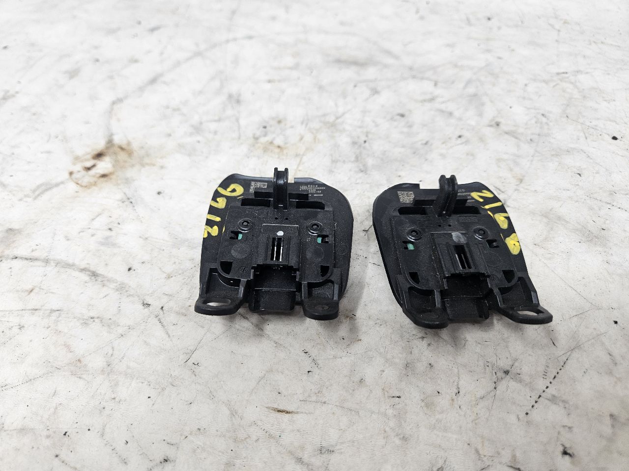 2020 SIERRA150 VOLUME & FAVORITE SWITCHES 13528614 28586 - image 5