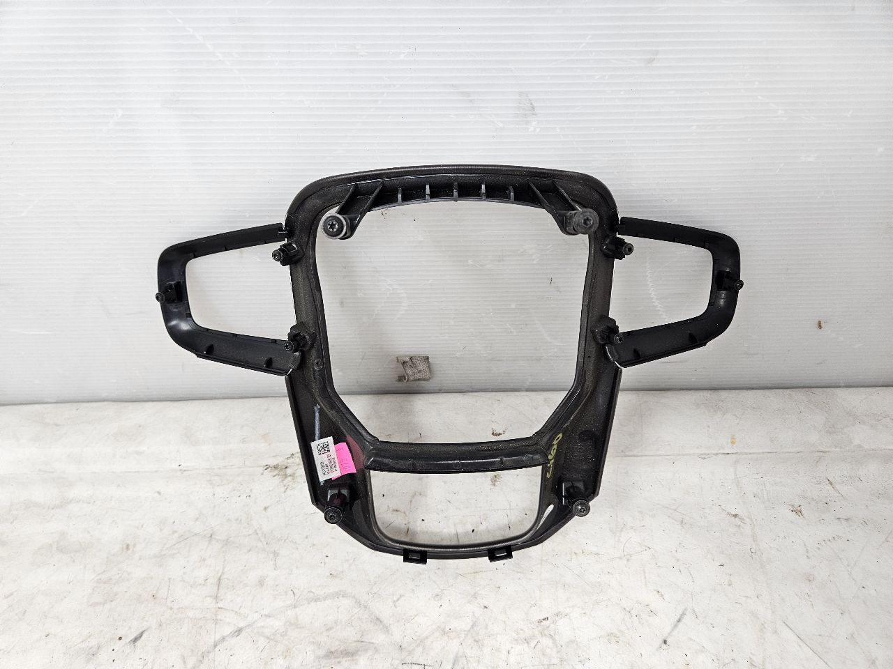 2021 SIERRA150 AT4 STEERING WHEEL APPLIQUE VULCAN 28593 - image 8