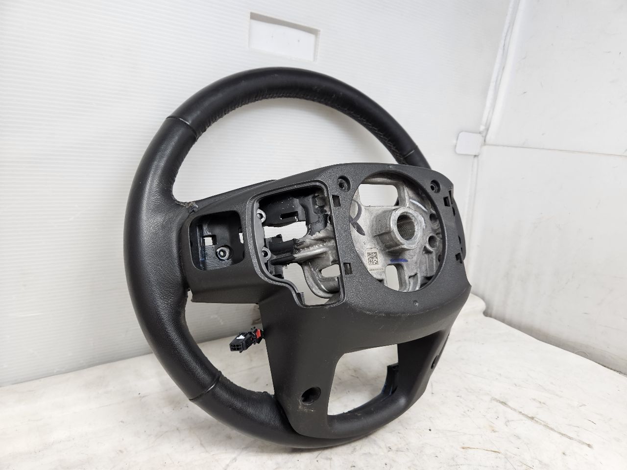 2020 SIERDEN15 DENALI BARE STEERING WHEEL HEATED 28596 - image 10