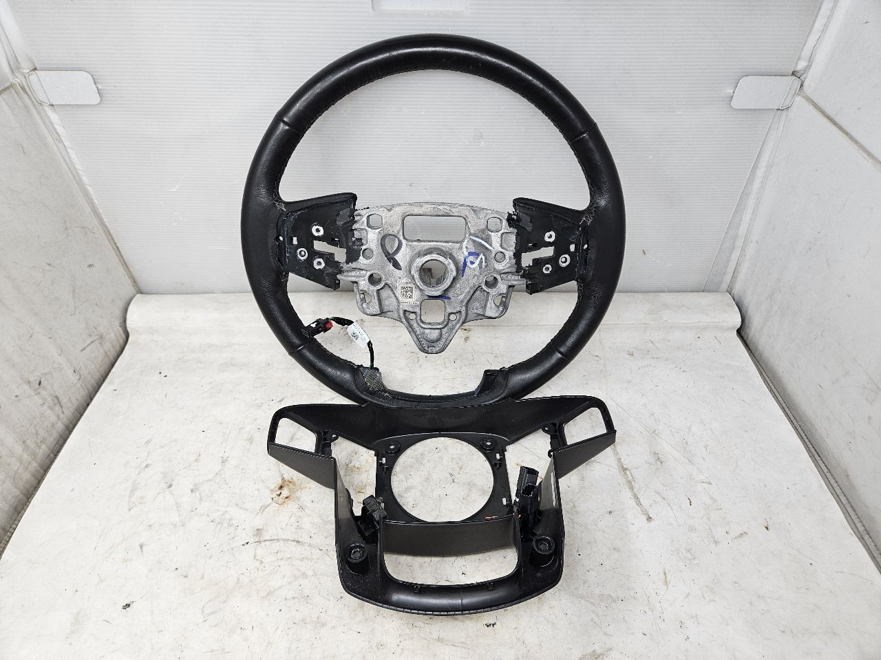 2020 SIERDEN15 DENALI BARE STEERING WHEEL HEATED 28596 - image 15