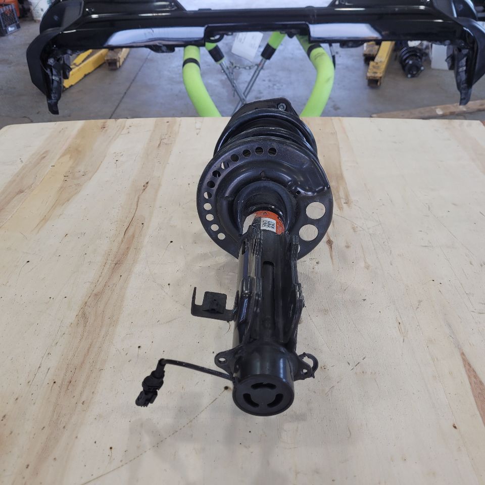 2020 CAMARO RH MAGNERIDE STRUT 49K 84421288 28615 - image 2