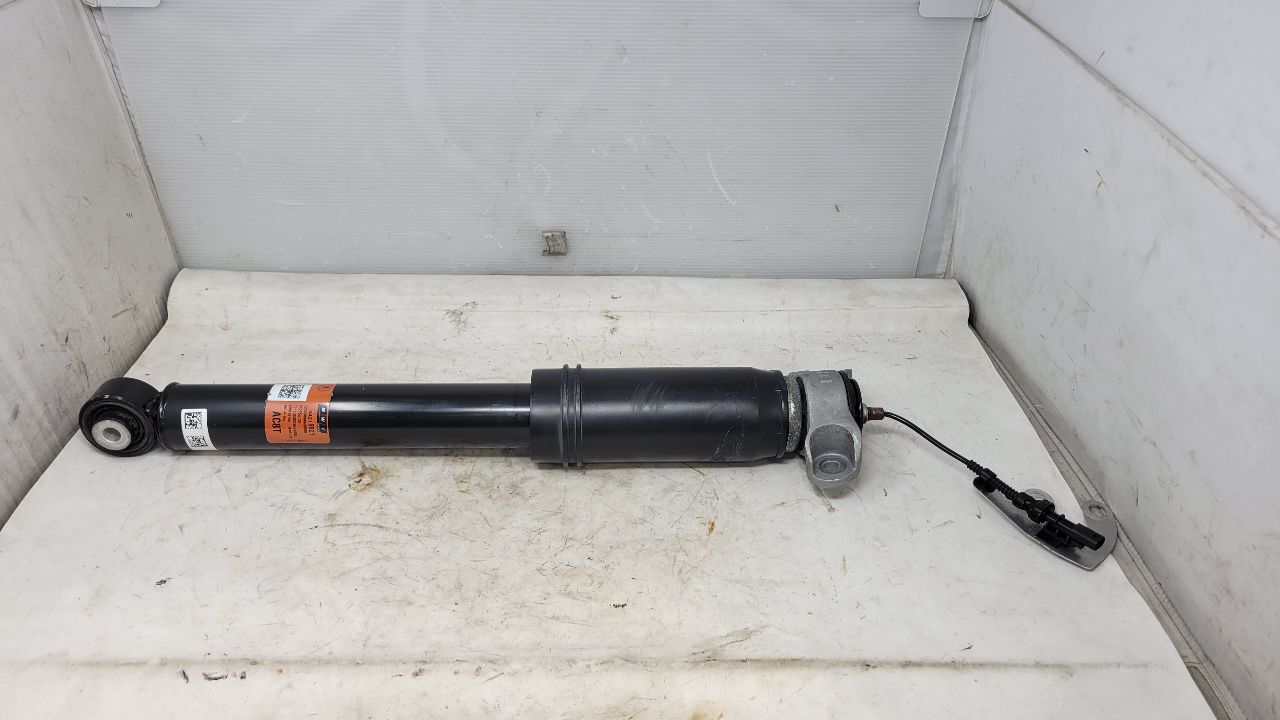 2020 CAMARO RH REAR MAGNERIDE SHOCK 49K 84219921 28629 - image 1