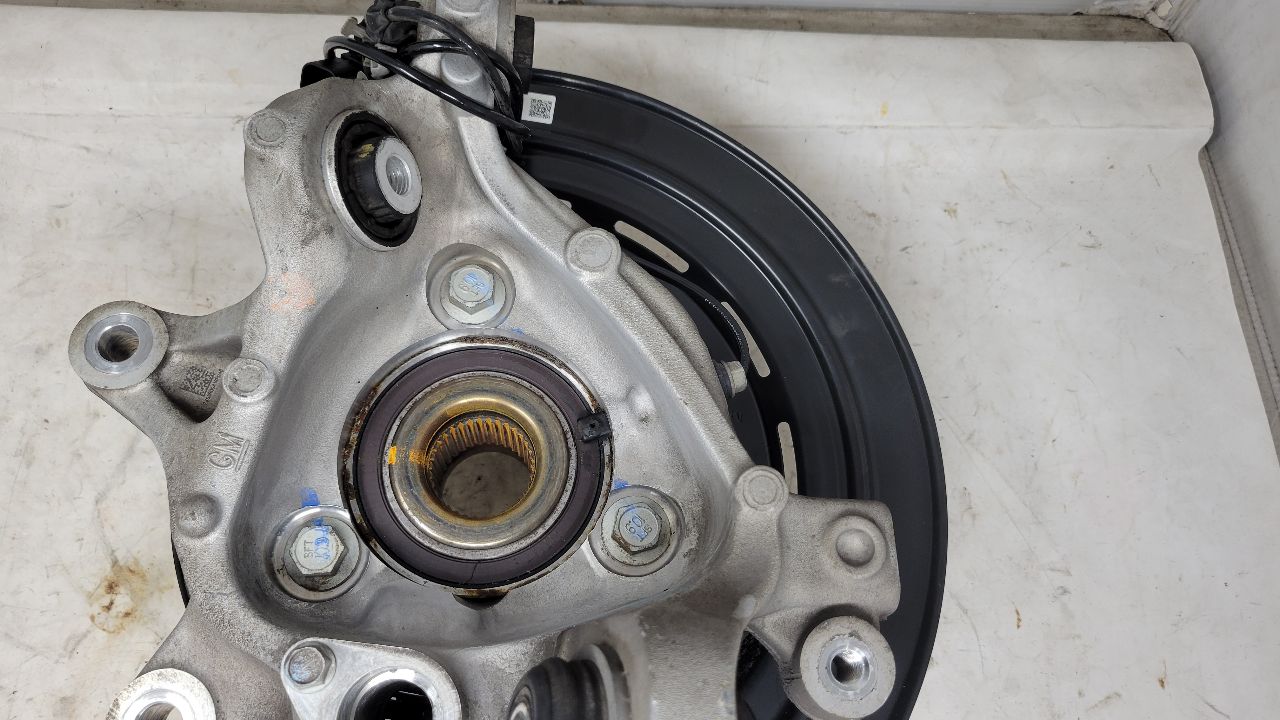 2020 CAMARO RH PASSENGER REAR SPINDLE SS 1LE 28634 - image 9