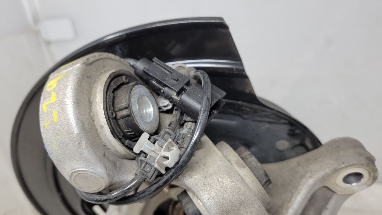 2020 CAMARO LH DRIVER REAR SPINDLE SS 1LE 28635 - image 9