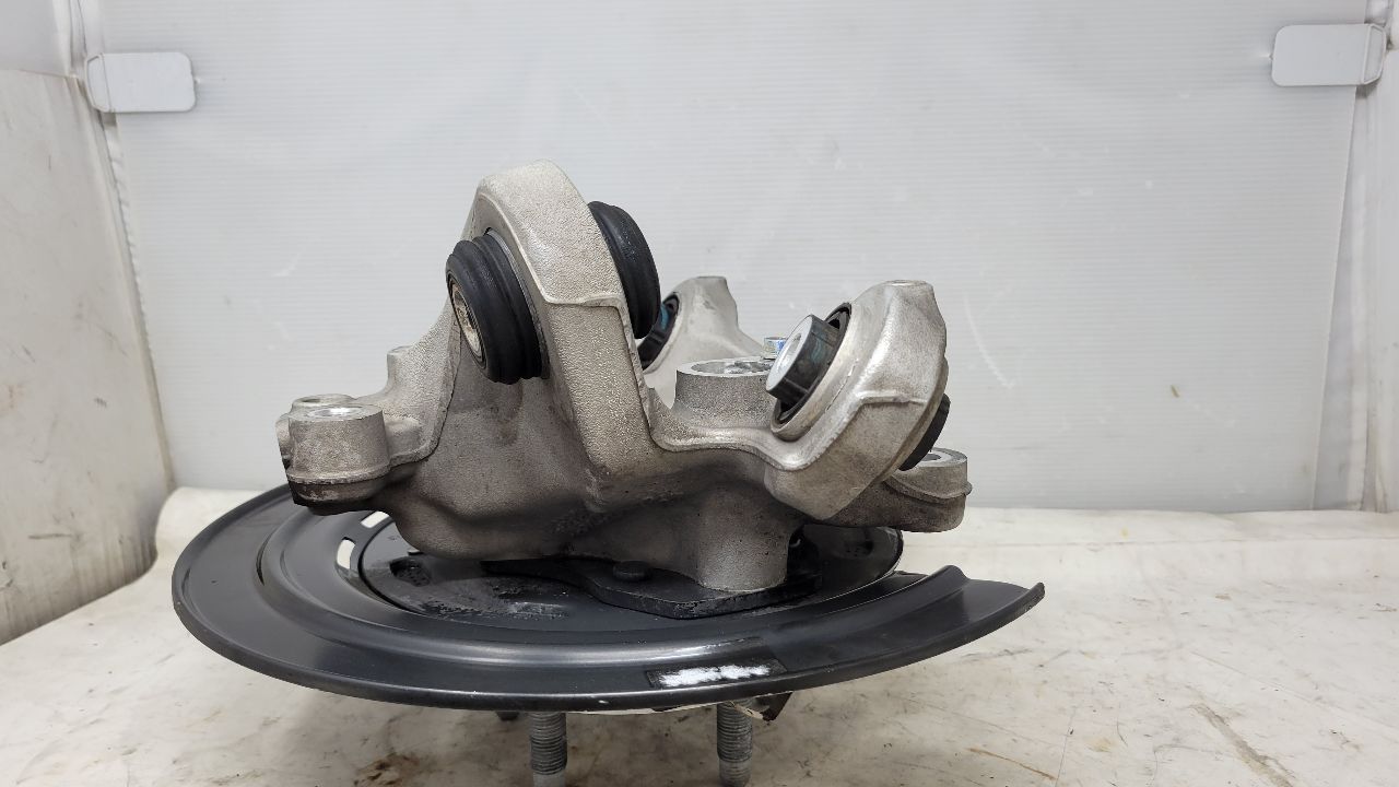 2020 CAMARO LH DRIVER REAR SPINDLE SS 1LE 28635 - image 12