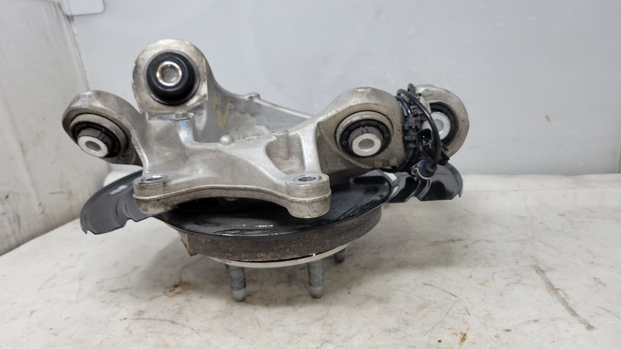 2020 CAMARO LH DRIVER REAR SPINDLE SS 1LE 28635 - image 13