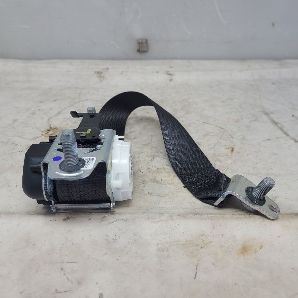 2020 CAMARO LH DRIVER REAR SEAT BELT RETRACTOR 28646 - image 7