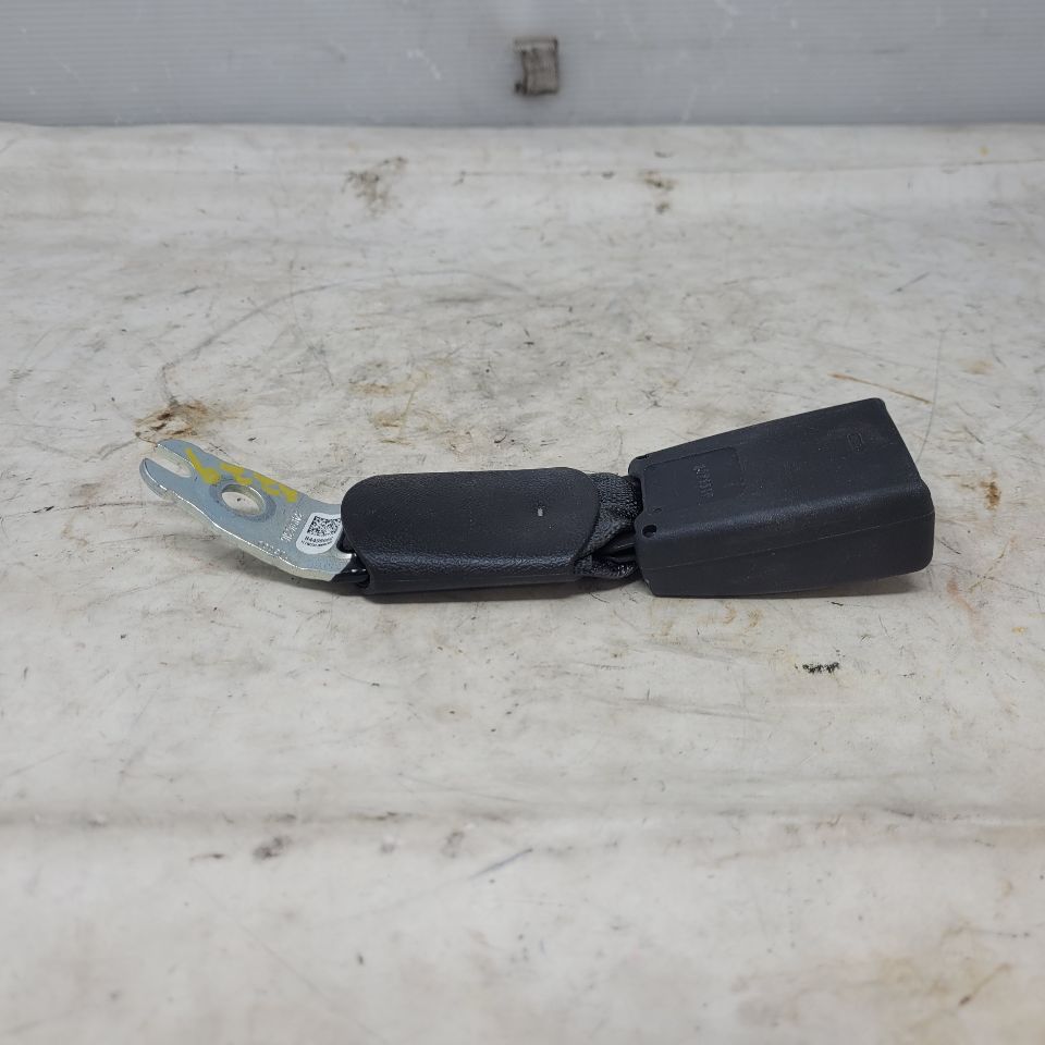 2020 CAMARO REAR SEAT BELT BUCKLE LH RH 84496659 28649 - image 1