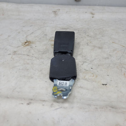 2020 CAMARO REAR SEAT BELT BUCKLE LH RH 84496659 28649 - image 4
