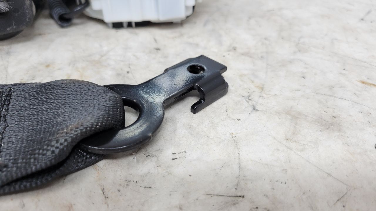 2020 CAMARO RH PASSENGER SEAT BELT RETRACTOR 28658 - image 7