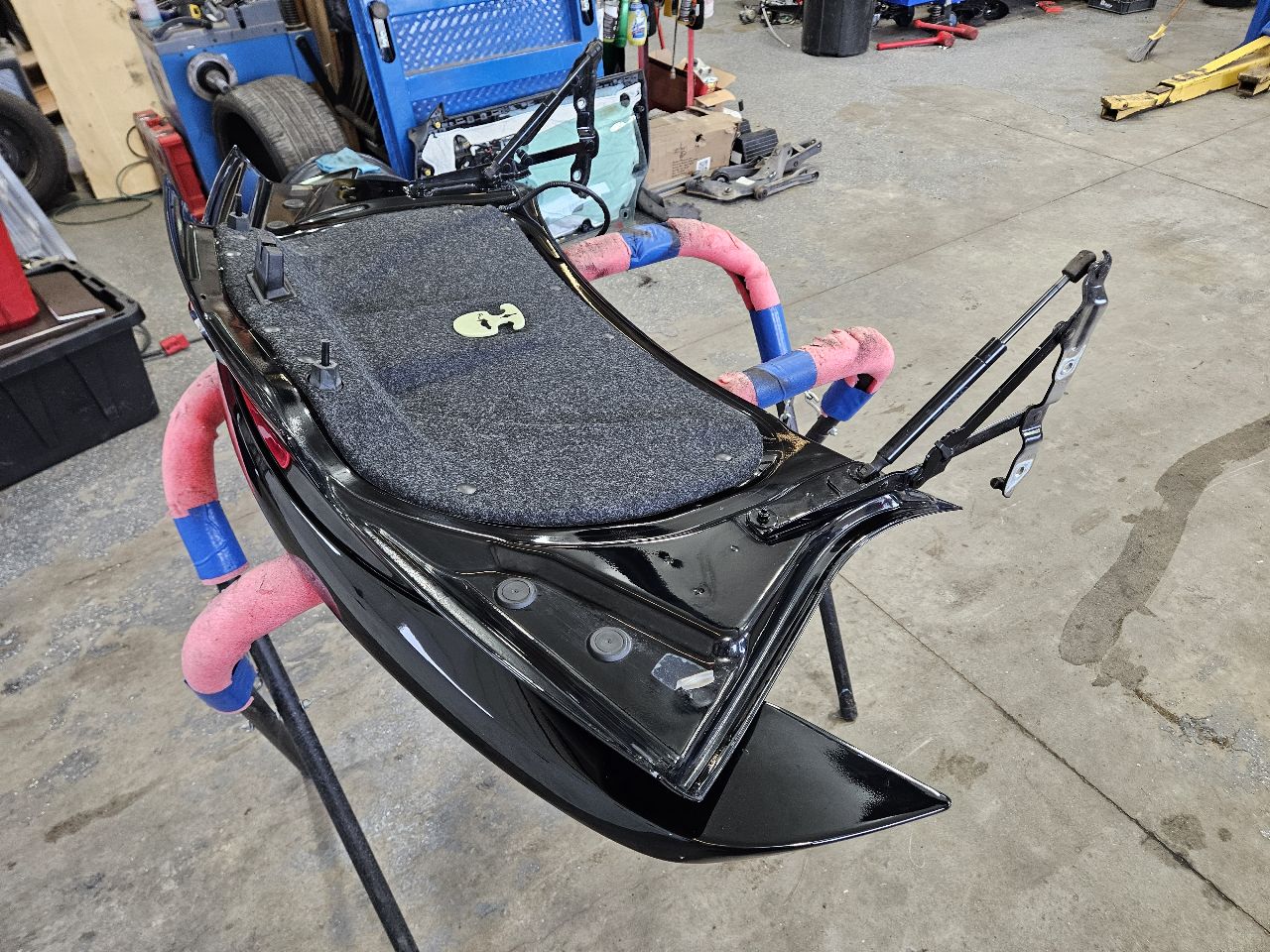 2015 CAMARO DECK LID D52 ZL1 SPOILER BLACK GBA 28731 - image 16