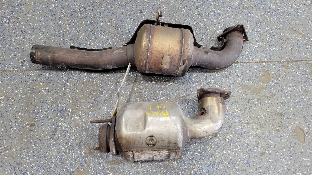 1994 CORVETTE LT1 5.7 EXHAUST LEAD Y PIPES PAIR 28839 - image 2