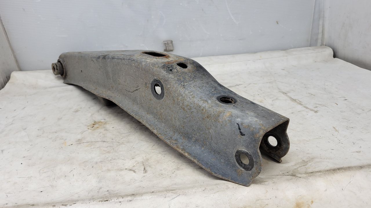 2015 CAMARO LOWER CONTROL ARM FITS LH & RH 26K 28840 - image 3