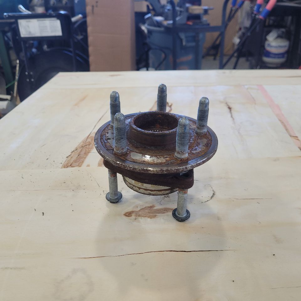 2014 CAMARO OEM REAR SS 1LE WHEEL HUB 17K MILES 28859 - image 9