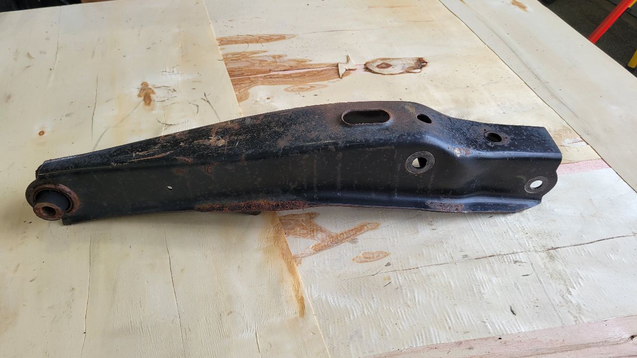 2014 CAMARO LOWER CONTROL ARM FITS LH & RH SIDES 28864 - image 4