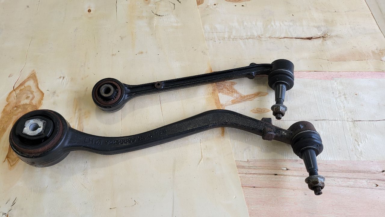 2014 CAMARO LH FRONT LOWER CONTROL ARMS PAIR 17K 28868 - image 1