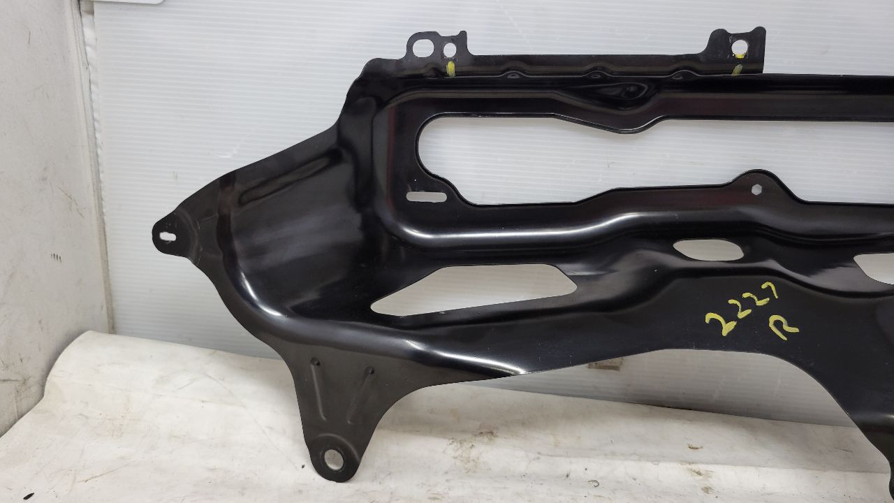 2014 CAMARO RH PASSENGER TAIL LIGHT BUCKET MOUNT 28907 - image 3