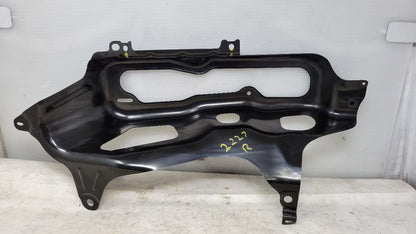 2014 CAMARO RH PASSENGER TAIL LIGHT BUCKET MOUNT 28907 - image 1