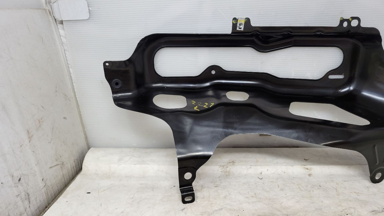 2014 CAMARO LH DRIVER TAIL LIGHT BUCKET MOUNT 28908 - image 4