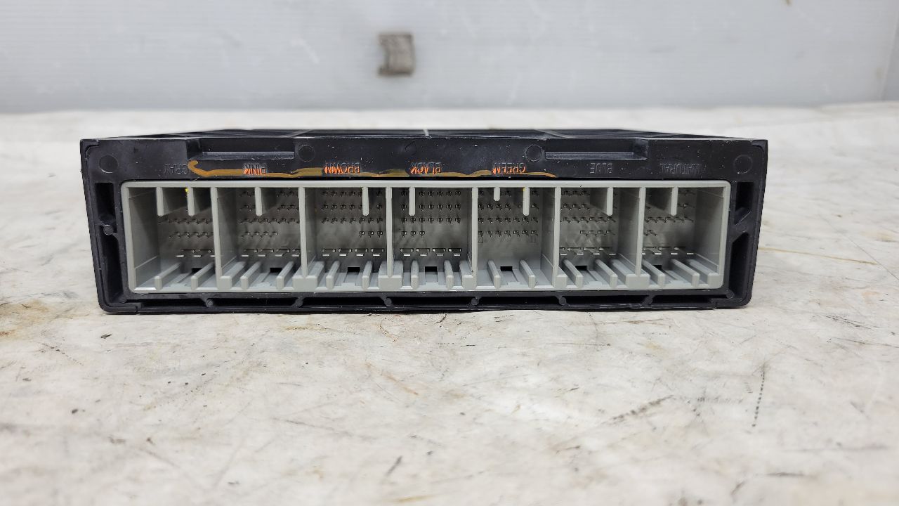 2014 CAMARO BCM BODY CONTROL MODULE 13592376 28924 - image 3