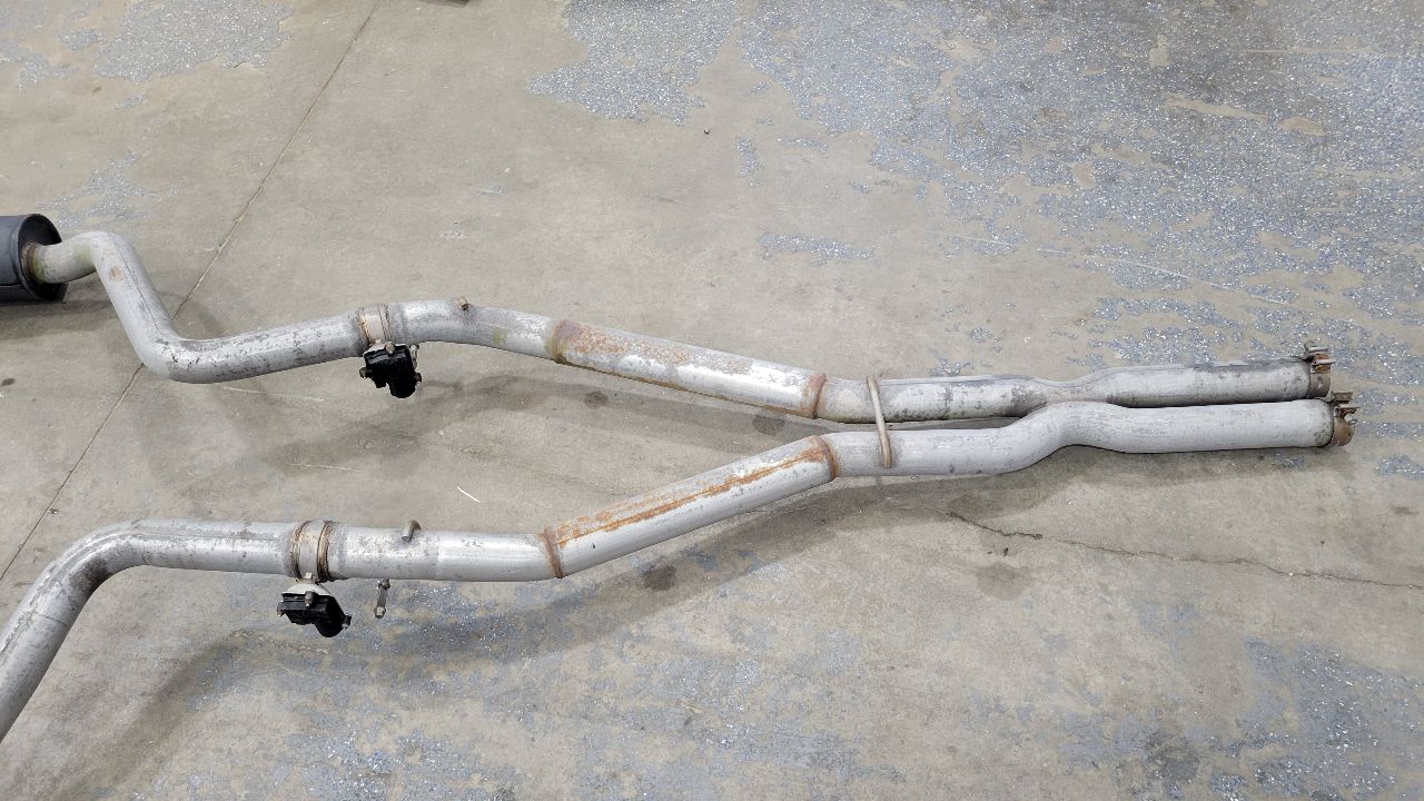 2016 CHALLENGE OEM HELLCAT AXLE BACK EXHAUST 28948 - image 1