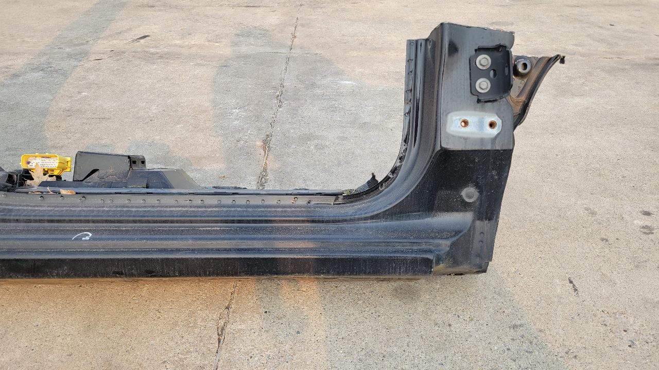 2017 SILVRDO15 RH DOUBLE CAB ROCKER FULL BLACK 28990 - image 13