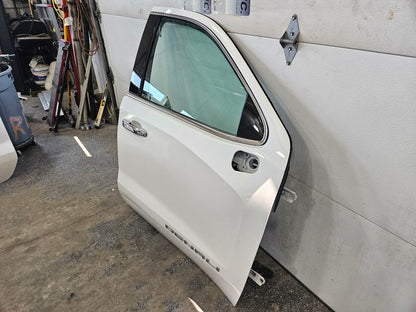 2023 SIERDEN15 RH FRONT ABALONE WHITE 7D2 DENT 28993 - image 3