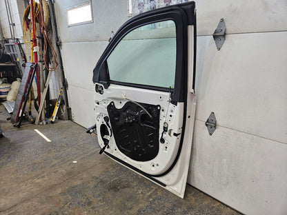 2023 SIERDEN15 RH FRONT ABALONE WHITE 7D2 DENT 28993 - image 10