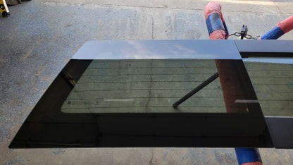 2023 SIERDEN15 OEM SLIDING BACK GLASS ON SHELF 28995 - image 2