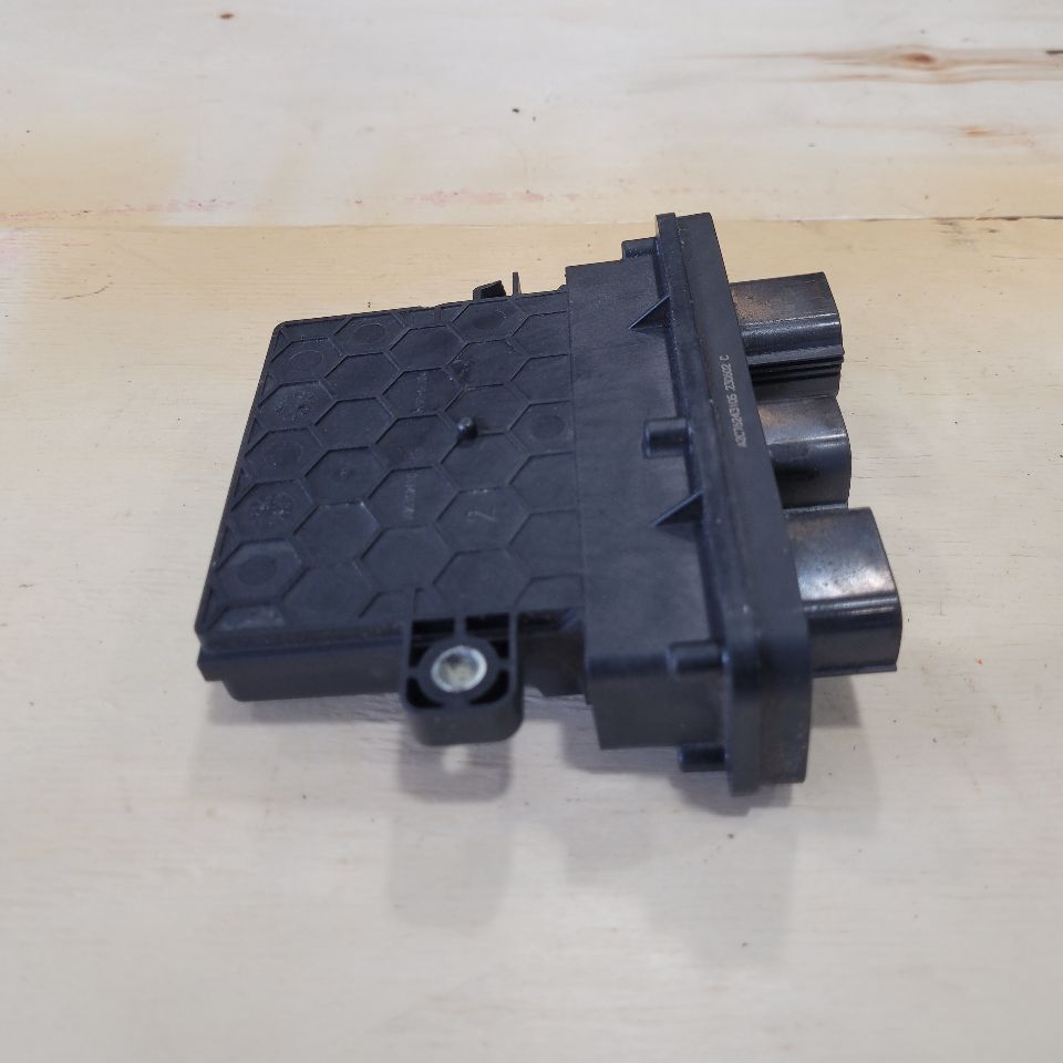 2023 SIERDEN15 POWER RUNNING BOARD MODULE 86532038 29027 - image 6