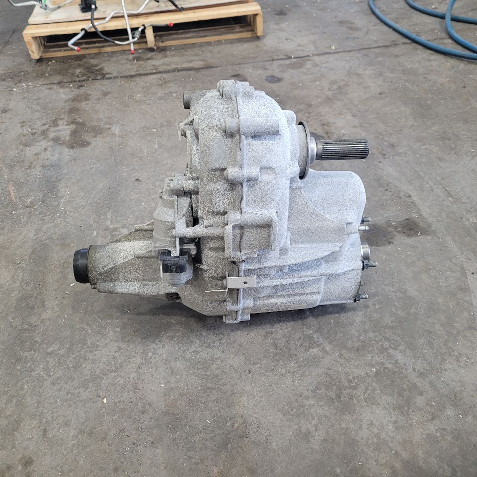 2023 SIERDEN15 2 SPEED TRANSFER CASE BFG 26K MILES 29045 - image 3