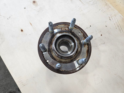 2023 SIERDEN15 OEM FRONT 4WD WHEEL HUB 26K MILES 29047 - image 3