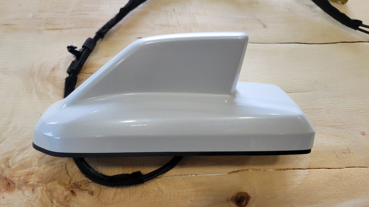 2023 SIERDEN15 SHARK FIN ANTENNA WHITE 85153569 29078 - image 2
