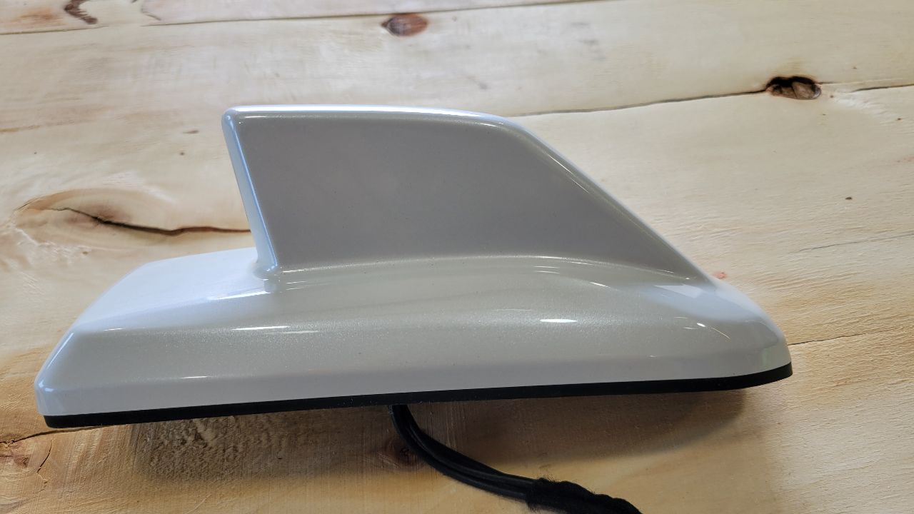 2023 SIERDEN15 SHARK FIN ANTENNA WHITE 85153569 29078 - image 4