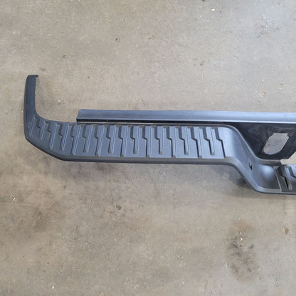2023 SIERDEN15 REAR BUMPER UPPER STEP PAD ONLY 29117 - image 9