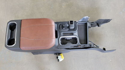 2023 SIERDEN15 DENALI ULTIMATE CENTER CONSOLE 29136 - image 3