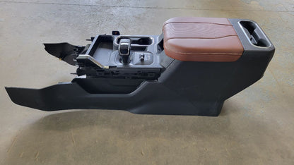 2023 SIERDEN15 DENALI ULTIMATE CENTER CONSOLE 29136 - image 2
