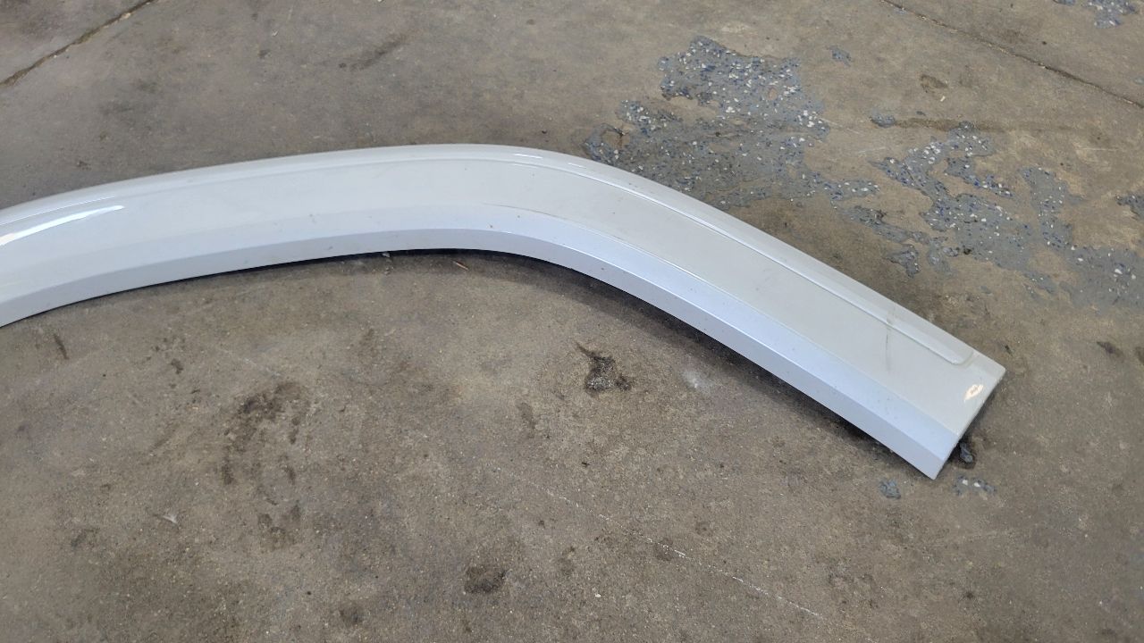 2023 SIERDEN15 RH REAR FENDER FLARE ABALONE WHITE 29164 - image 11