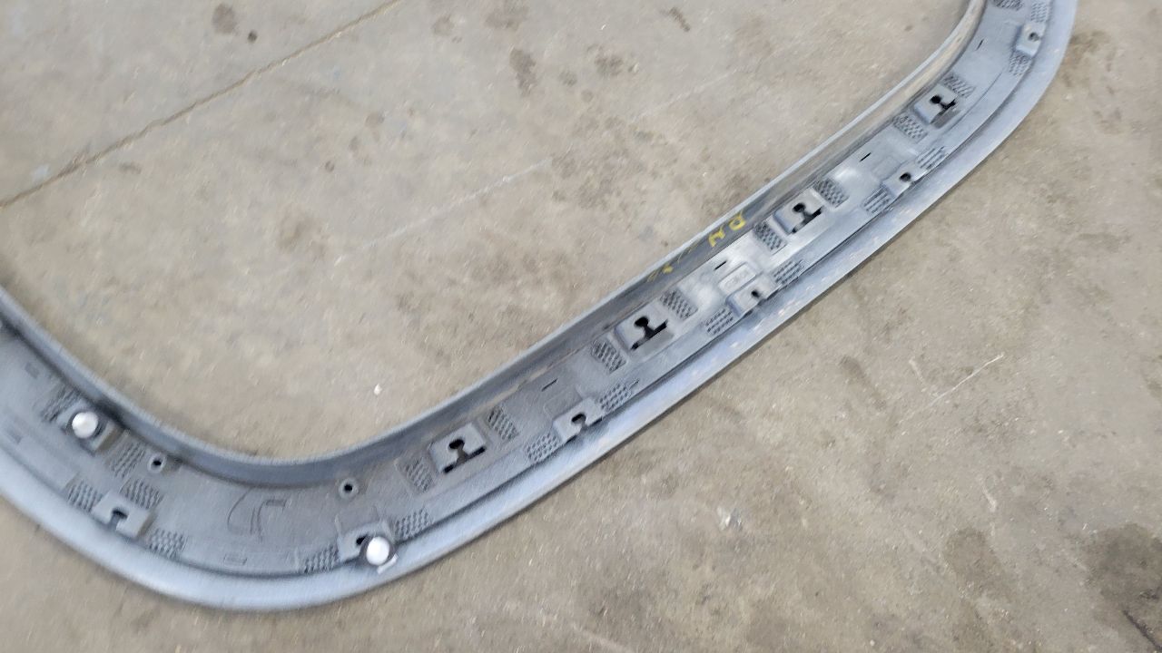 2023 SIERDEN15 RH REAR FENDER FLARE ABALONE WHITE 29164 - image 14