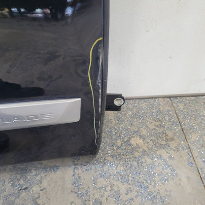 2019 ESCALADE RH FRONT DOOR BLACK 6L1.5 LIP DENTED 29184 - image 7